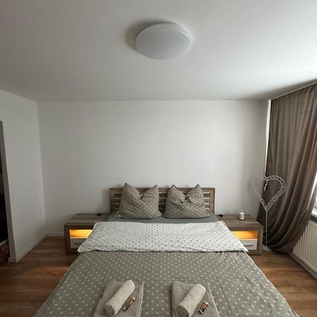 Modern Central Apartment Nitra Exteriér fotografie